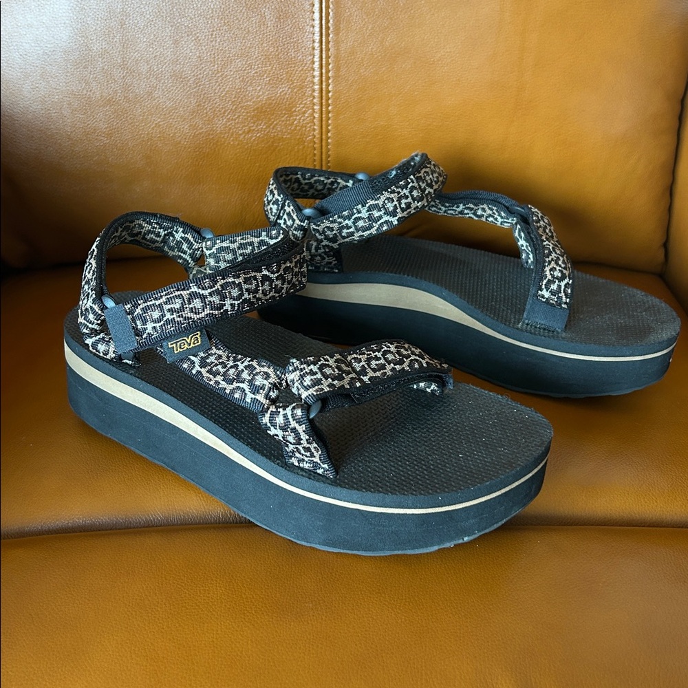 Teva Platform Sandals Size 8 | Cheetah | Chunky C… - image 2